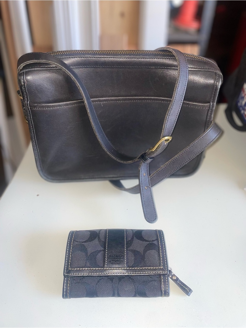 Coach vintage Black Leather Crossbody Bag with Signature Canvas Wallet